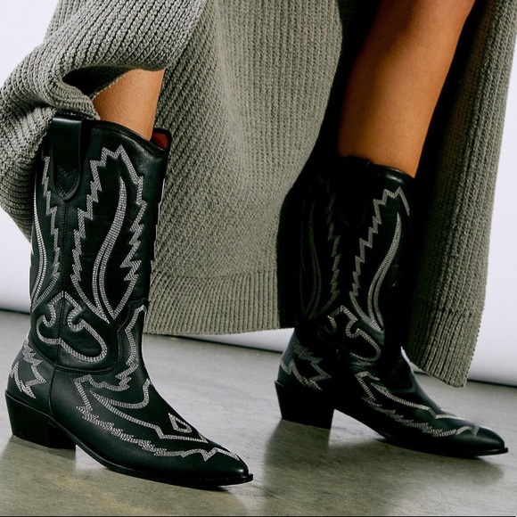 New Toral Free People Cross Your Heart 6 Black White Leather Western Boots NWOT - Picture 1 of 5